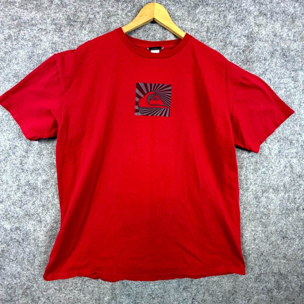 Quiksilver T-Shirt Mens Red Graphic Sunburst Crew Neck Short Sleeve Casual Wear